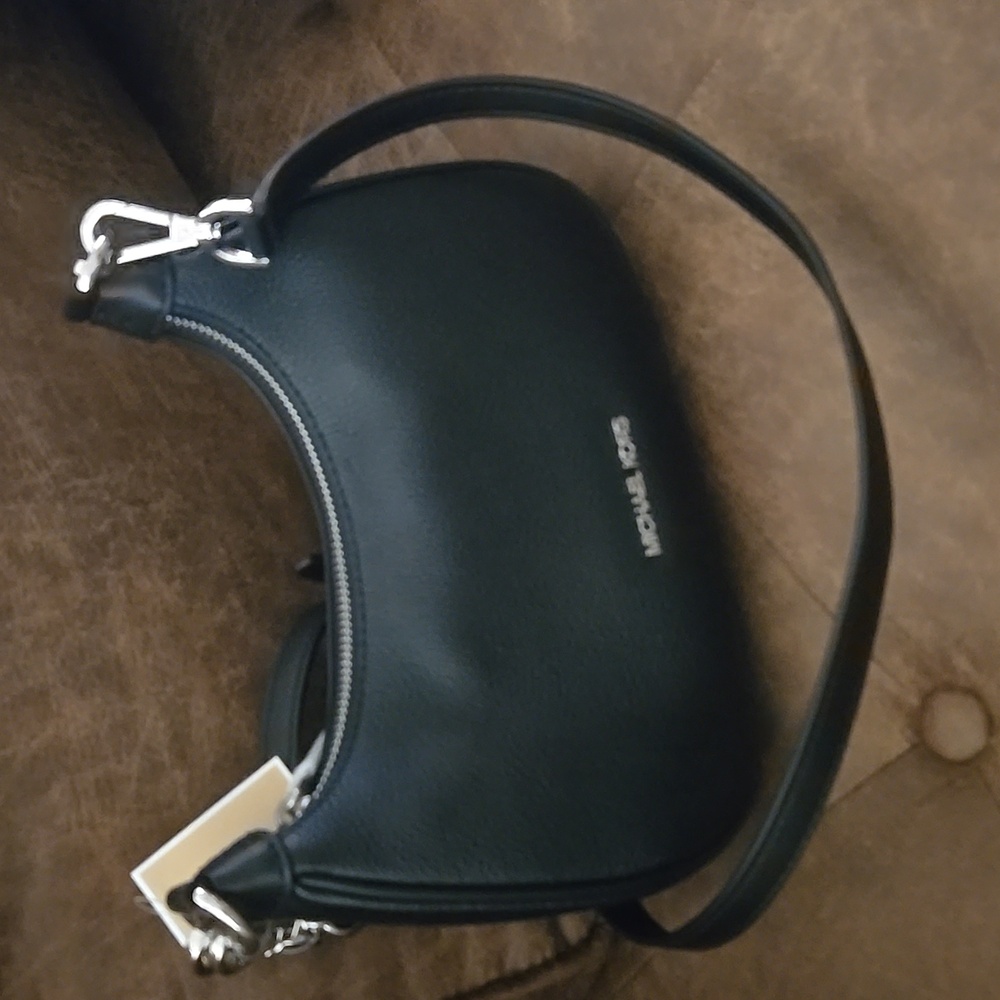 Michael Kors MD zip pouchette leather bag